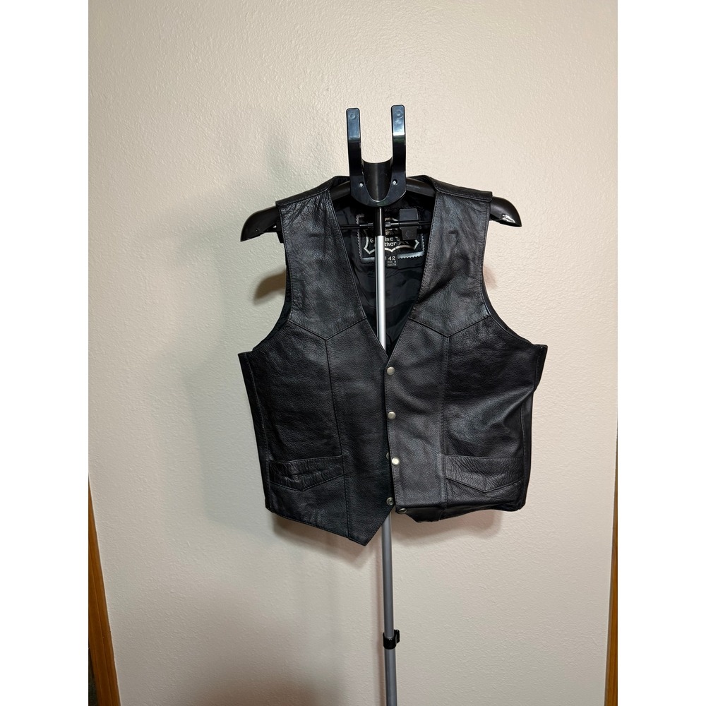 First Genuine Leather Mens Black Motorcycle Biker Vest Snap Front Size 42